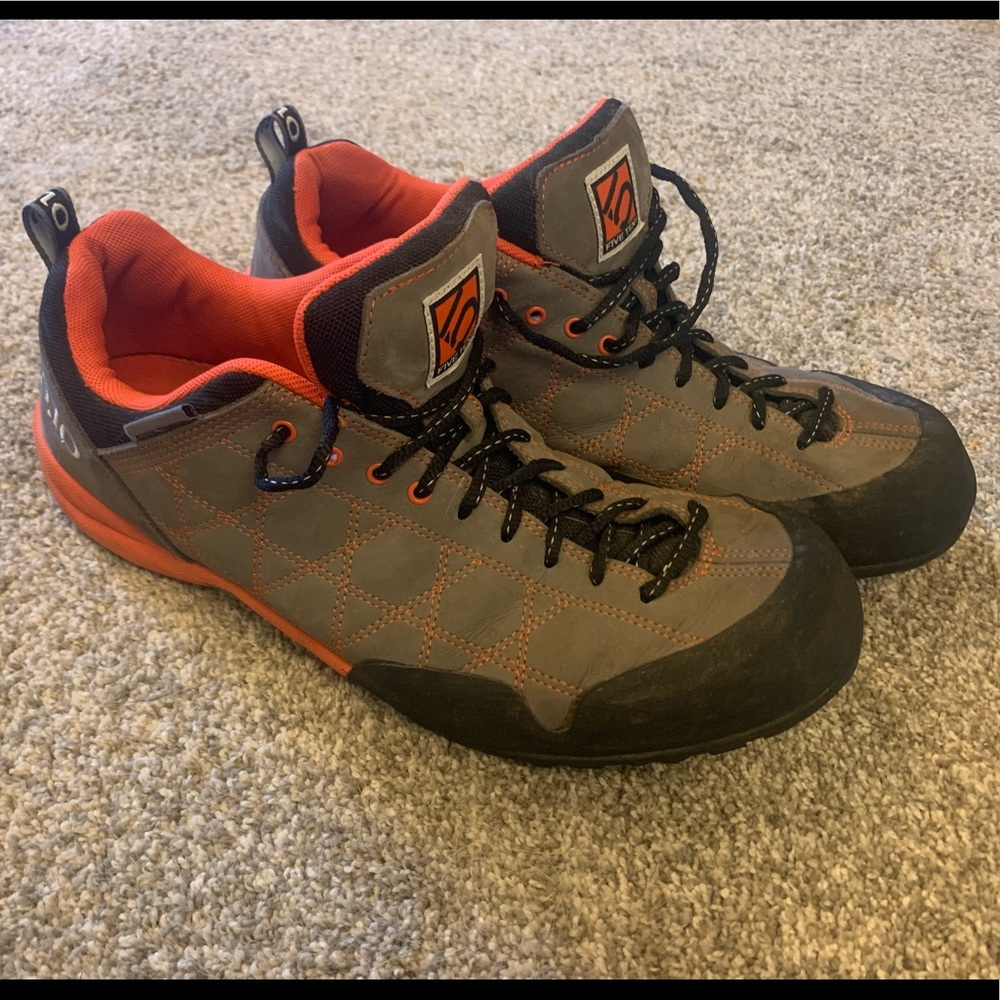 Men’s Five Ten Approach Shoe